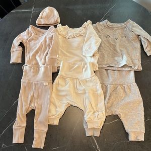 H&M Newborn Matching outfits